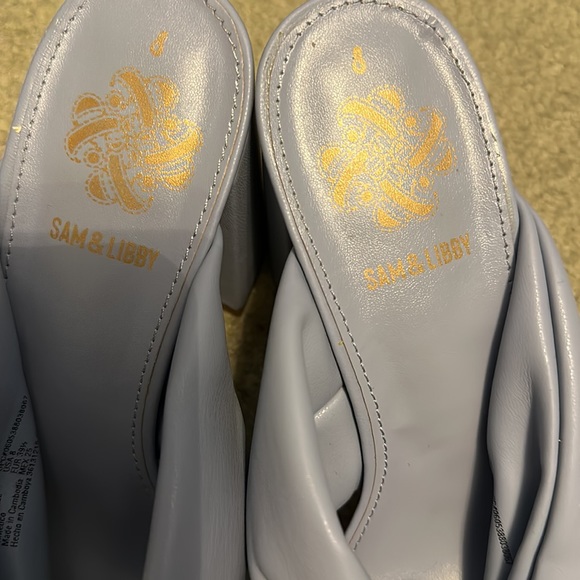 Sam and Libby blue block heel slides size 8 - Picture 4 of 6